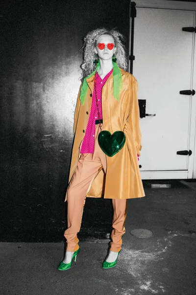 Look 4